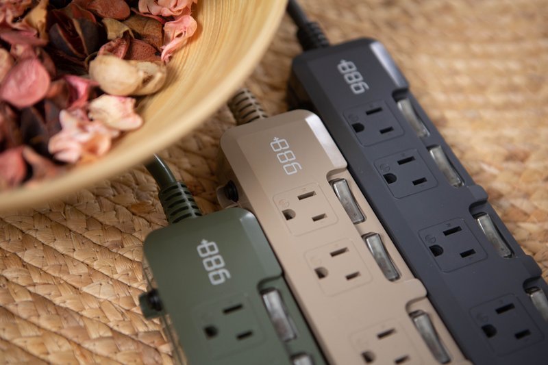 +886 极野家 6开5插USB+Type C PD 30W + Lightning 快充线组 - 充电宝/传输线 - 其他材质 绿色