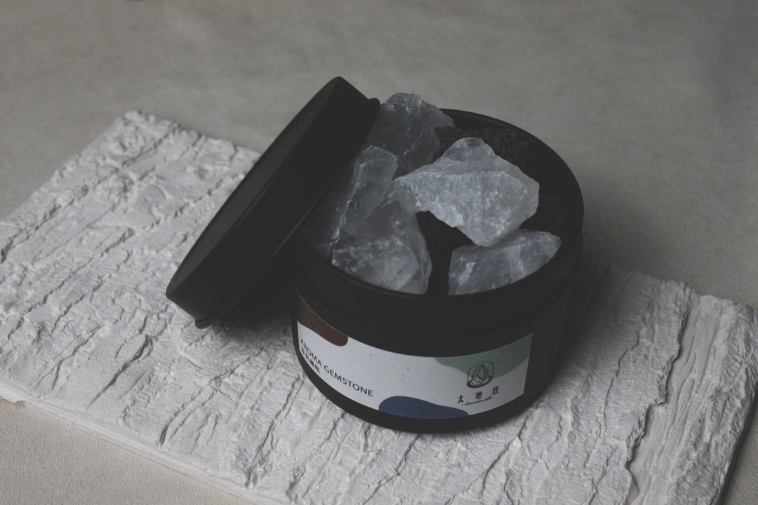 香氛草木矿盒 | AROMA GEMSTONE // 天然矿石香氛组合 - 蜡烛/香氛/手工皂 - 宝石 多色