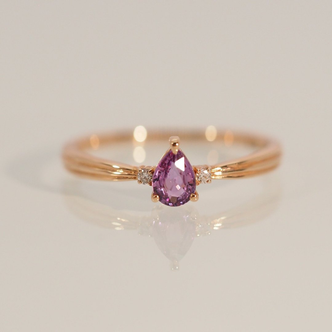 18K金紫宝石梨形钻石戒指  Purple Sapphire Pear Diamond Ring - 戒指 - 贵金属 