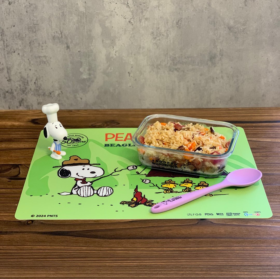 SNOOPY 史诺比食品级硅胶餐垫 PEANUTS正版授权(童子军) - 餐垫/桌巾 - 硅胶 绿色
