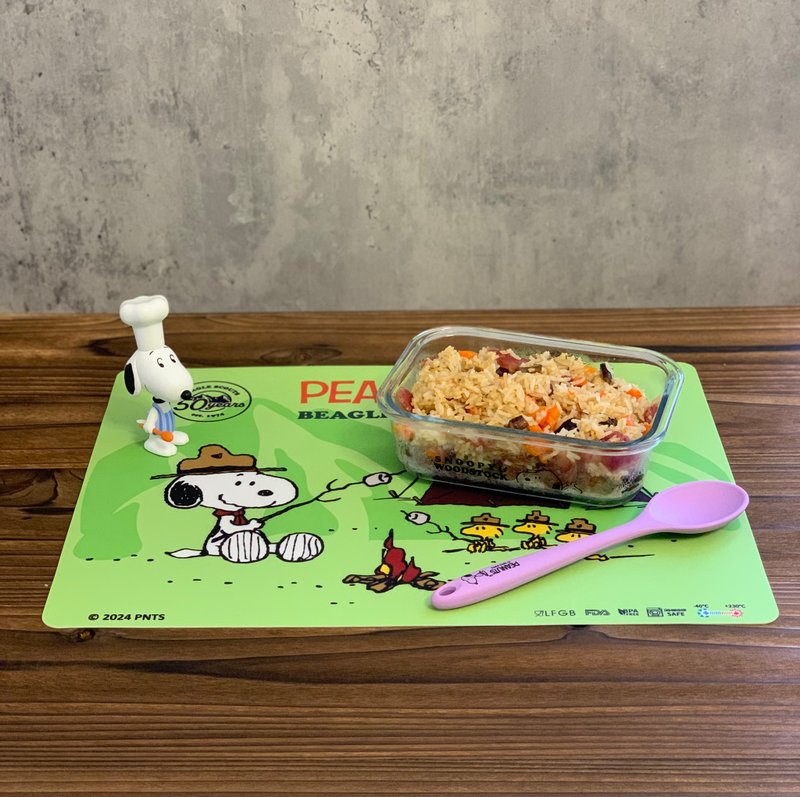 SNOOPY 史诺比食品级硅胶餐垫 PEANUTS正版授权(童子军) - 餐垫/桌巾 - 硅胶 绿色