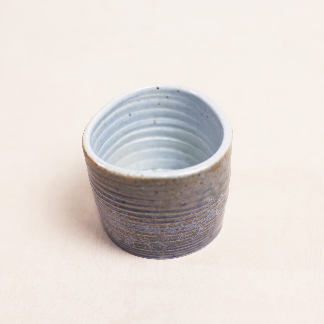 明芽窑 l 柴烧灰釉双色三角杯 水杯 茶杯 陶器 手作 陶杯 T - 茶具/茶杯 - 陶 紫色