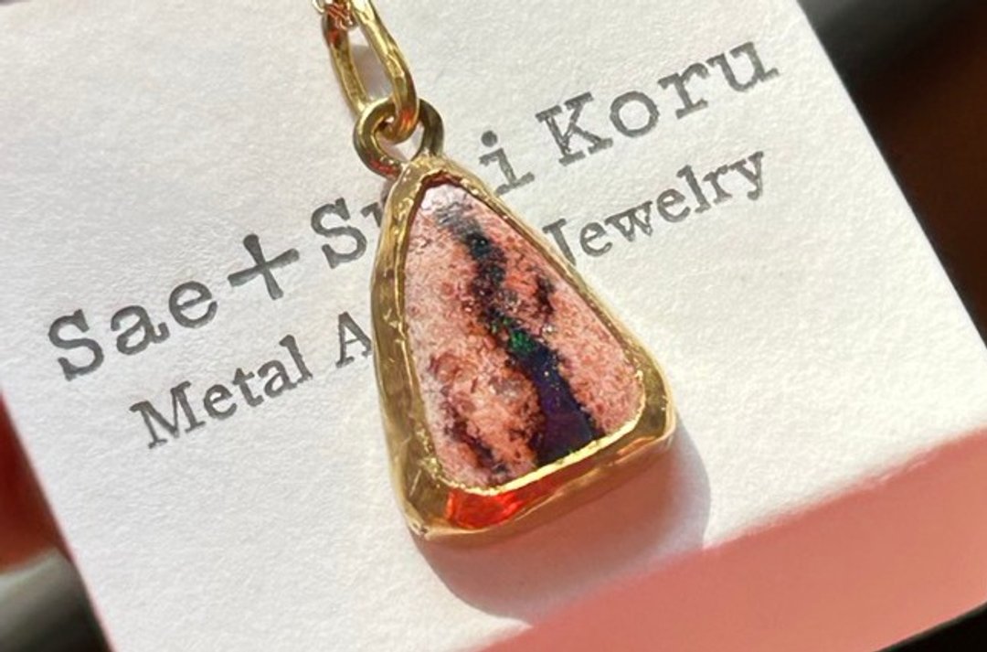 K24 纯金卡内拉蛋白石坠饰◇K24 Pure Gold Cantera Opal Pendant - 项链 - 宝石 蓝色