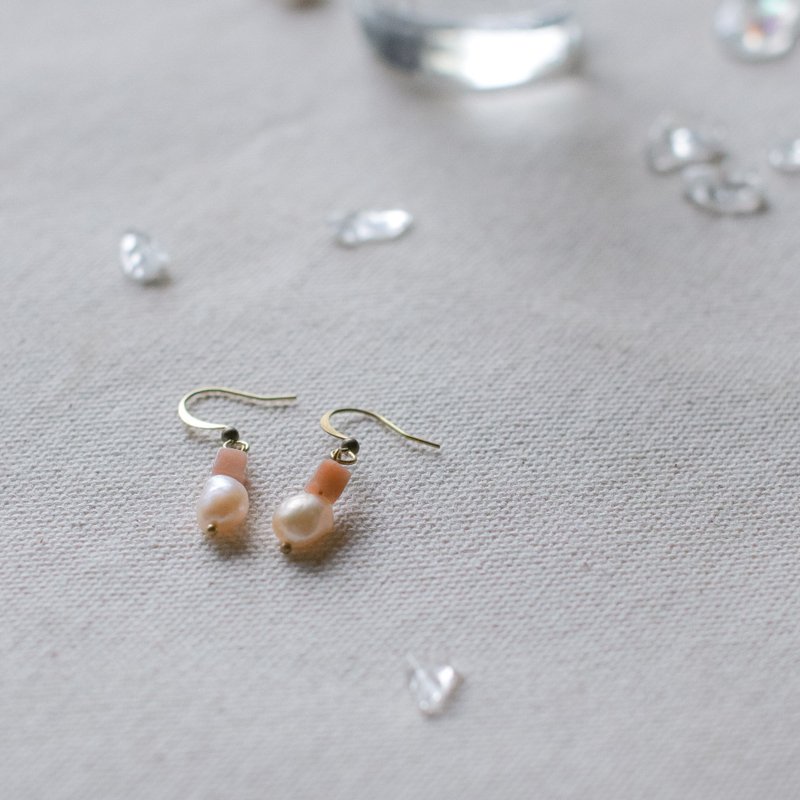 淡水珍珠天然石耳环-倾听/耳针/夹式/可定制 - 耳环/耳夹 - 珍珠 白色