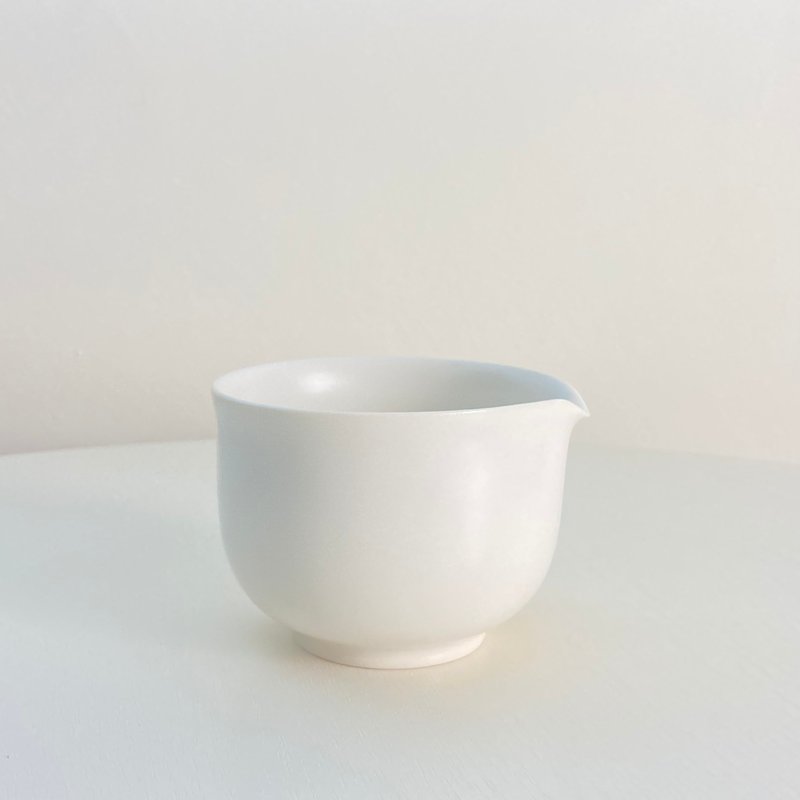 【茶具】润白茶海/匀杯/公道杯180ml - 茶具/茶杯 - 瓷 白色