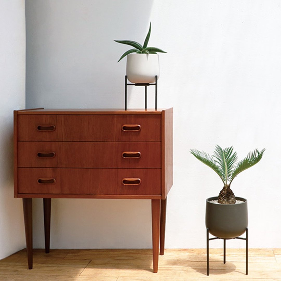 日本KINTO PLANT POT 211 附架陶瓷花盆16cm/共两色 - 花瓶/陶器 - 其他材质 透明