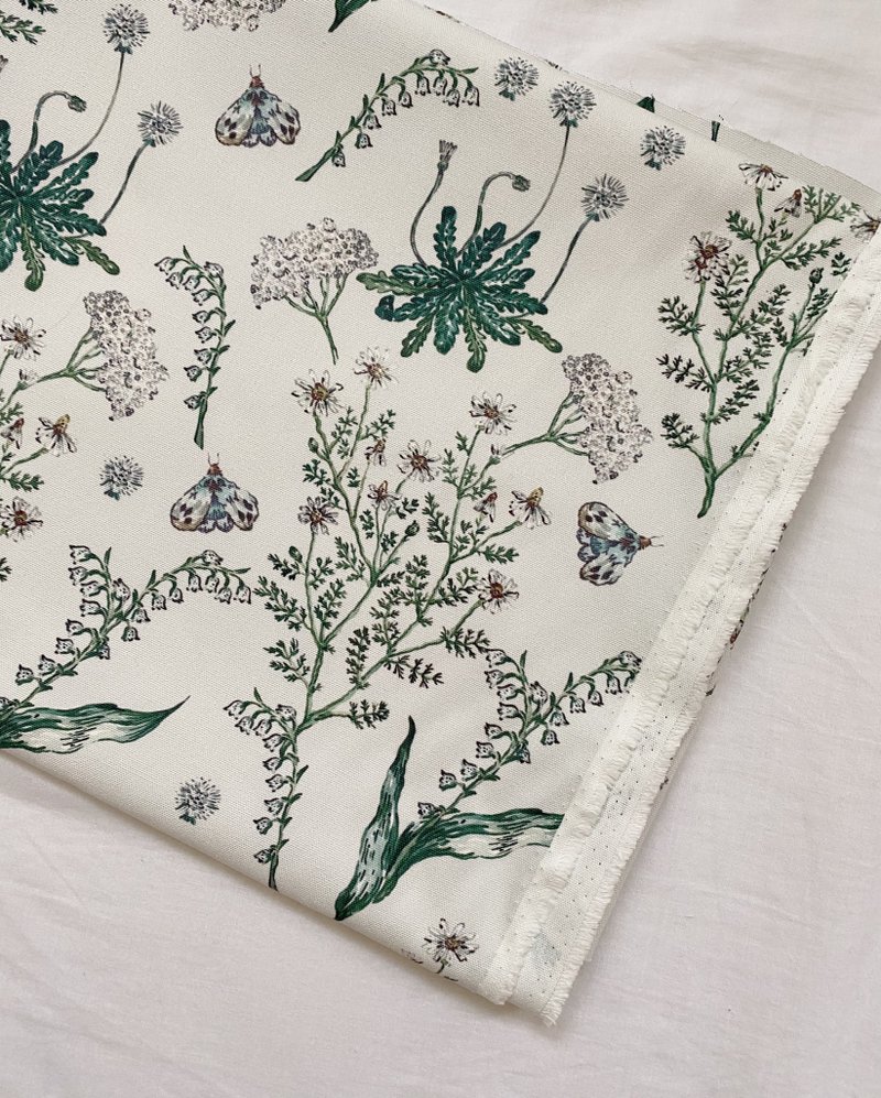 白绿草花 品牌纯棉帆布料 宽幅150cm 每单位30cm - 编织/刺绣/羊毛毡/裁缝 - 棉 白色