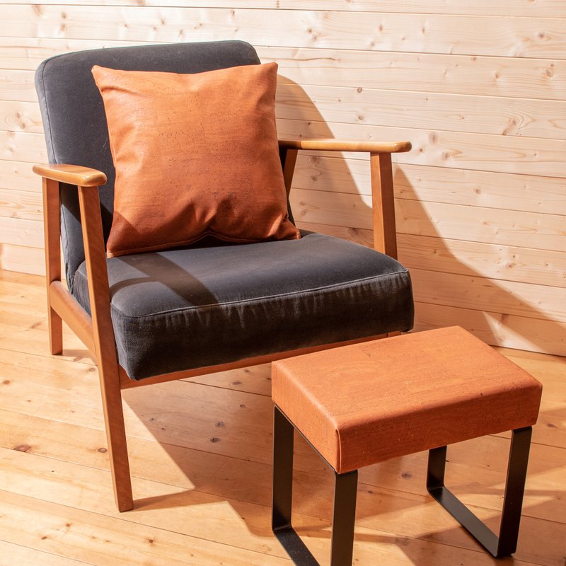 软木皮革脚凳与抱枕套 (Cinnamon) - 椅子/沙发 - 环保材料 咖啡色