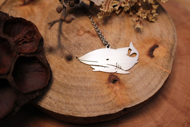 Black Joker 森灵动力系列 回旋鲨 - 项链 - 不锈钢 银色