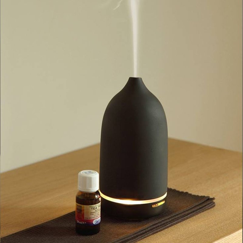 CASA / 水氧机(黑) 限时限量 买一送一再加赠精油一瓶 - 香薰/精油/线香 - 瓷 黑色