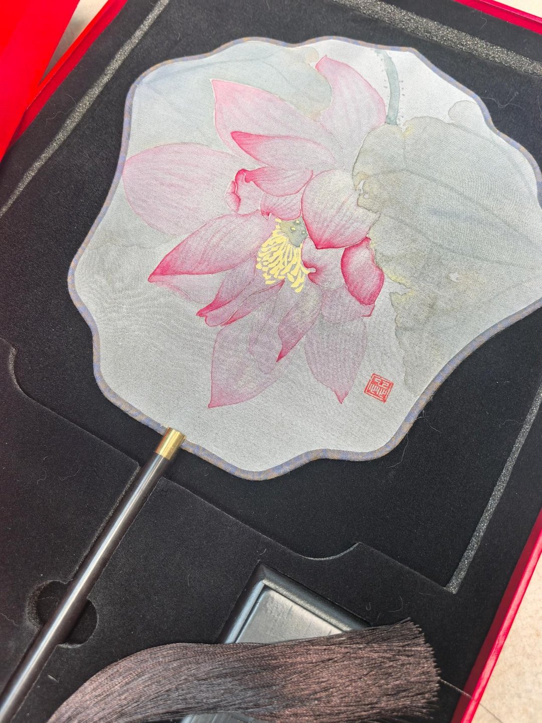 手绘仿宋荷花真丝团扇 多彩仿古花卉中国画扇子 - 其他 - 丝．绢 粉红色