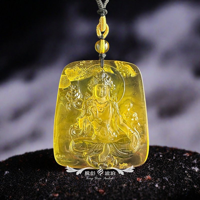 腾彪琥珀 天然金绞意境蜜蜡 精雕绿度母 典藏正规牌 挂坠绳链 - 项链 - 半宝石 黄色