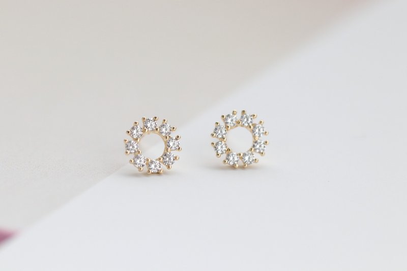 纯14K Cycle CZ Piercing 圆圈钻锁珠耳环 (单个) - 耳环/耳夹 - 贵金属 金色