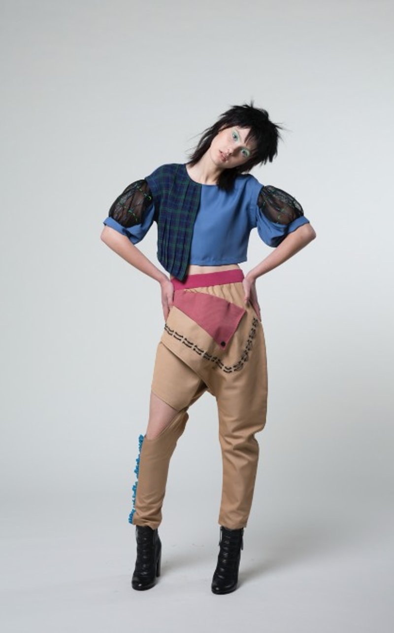 BROKEN LEG 不对称飞鼠裤 - 女装长裤 - 纸 咖啡色