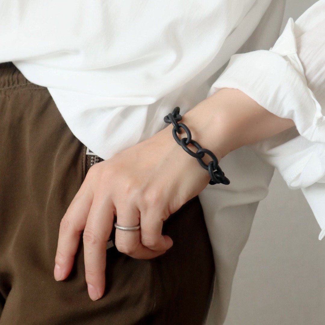 Super lightweight clay chain bracelet about 18cm resizable / about 6g - 手链/手环 - 粘土 黑色