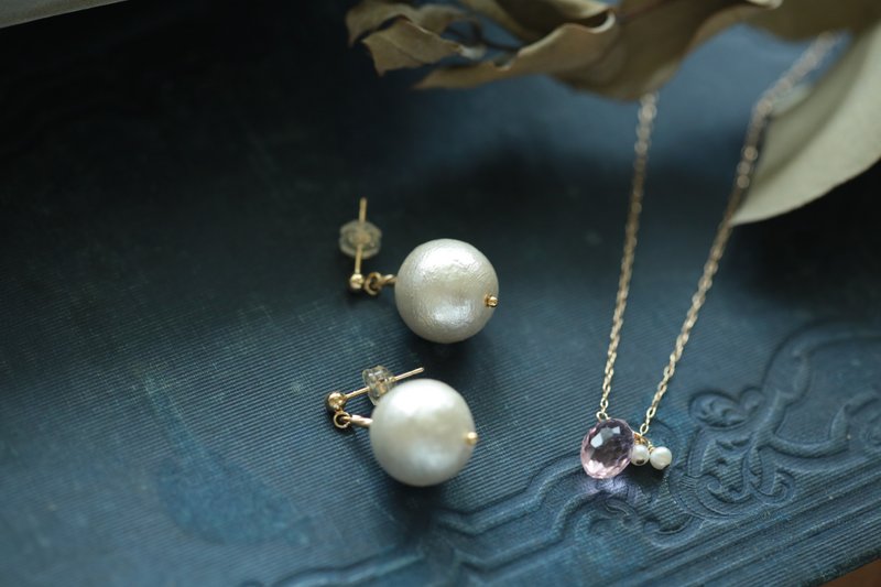 螺旋金管棉花珍珠耳环│ 日本 棉珍珠 可改耳夹 - 耳环/耳夹 - 植物．花 白色