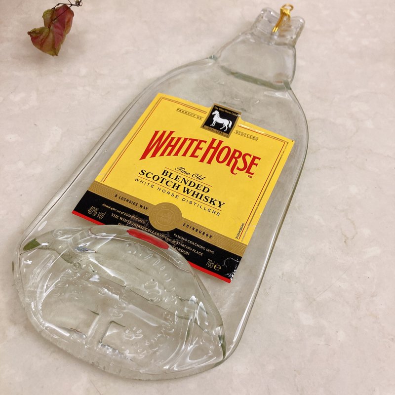日本白马威士忌 酒瓶吊饰 壁挂装饰 - 摆饰 - 玻璃 