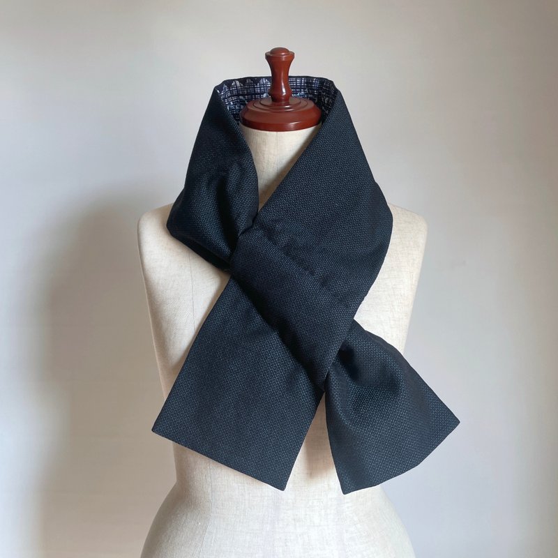 【独一无二】和服古布围脖 颈圈 - 羊毛混纺深紫灰纹与深蓝纯棉 - 围巾/披肩 - 羊毛 蓝色