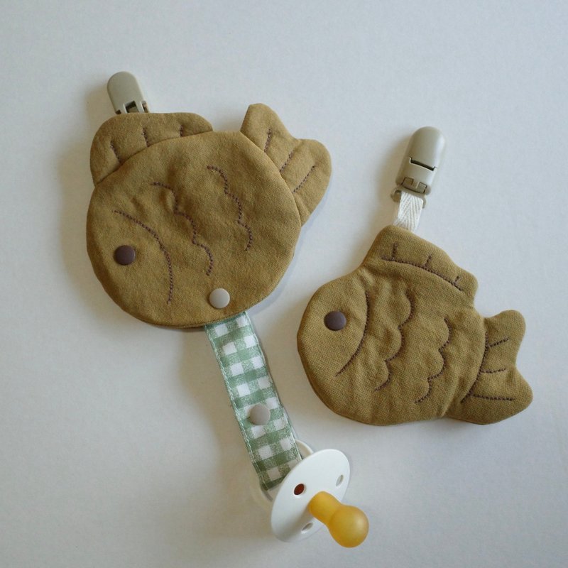 【 Laukku.u 】鲷鱼烧 平安符袋 - 平安符/符袋 - 棉．麻 卡其色