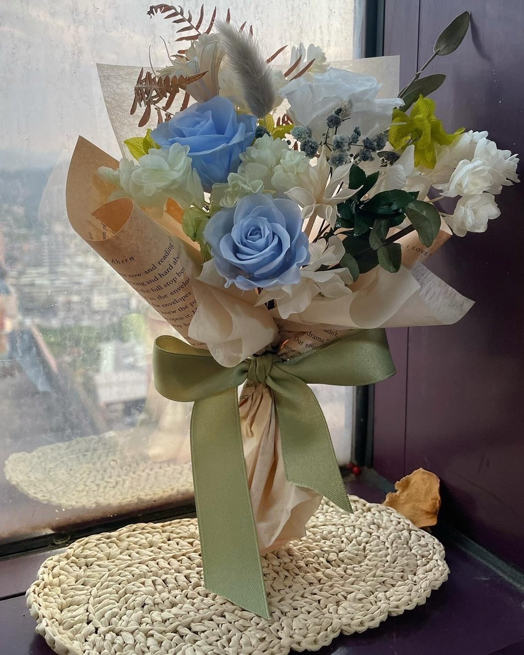 【永生花礼】晴天蓝玫瑰永生花束-开幕花礼/升迁花礼/祝贺花礼 - 干燥花/捧花 - 植物．花 多色