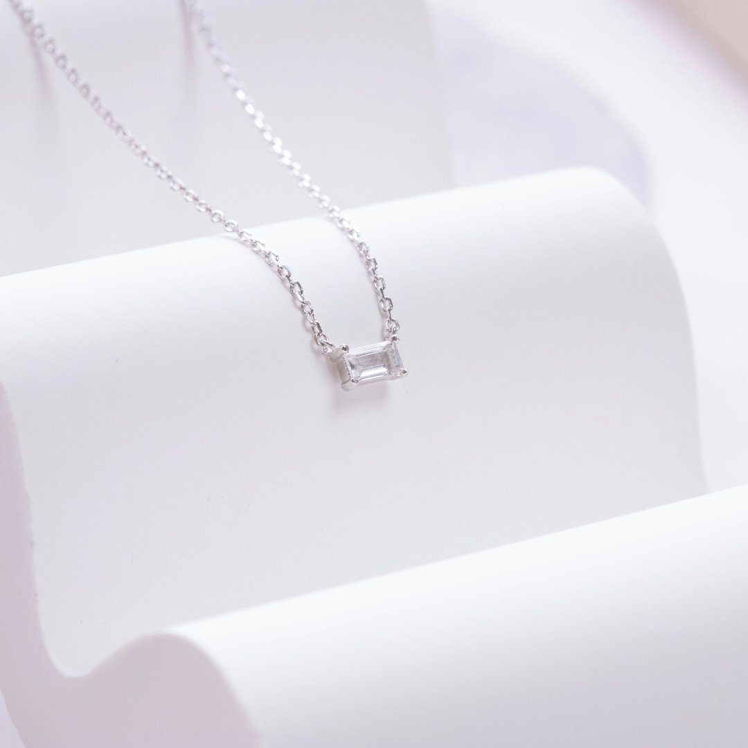 白水晶925纯银糖果盒锁骨链项链 - 项链 - 宝石 银色