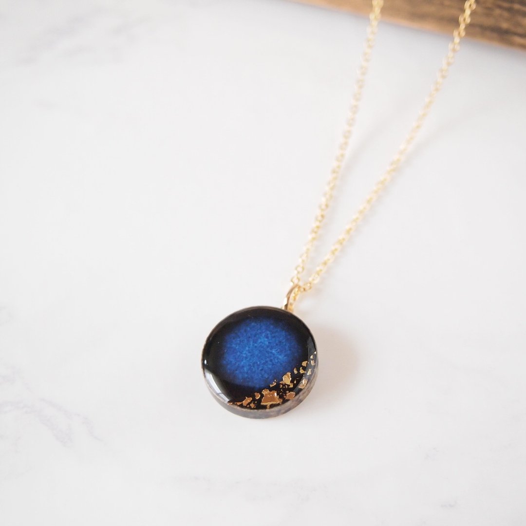 Plump Mino ware (Haku) necklace - 项链 - 瓷 蓝色