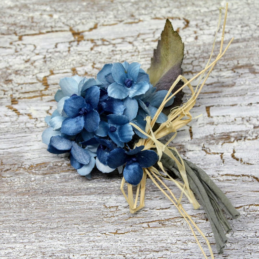 hydrangea　brooch - 胸针 - 棉．麻 蓝色