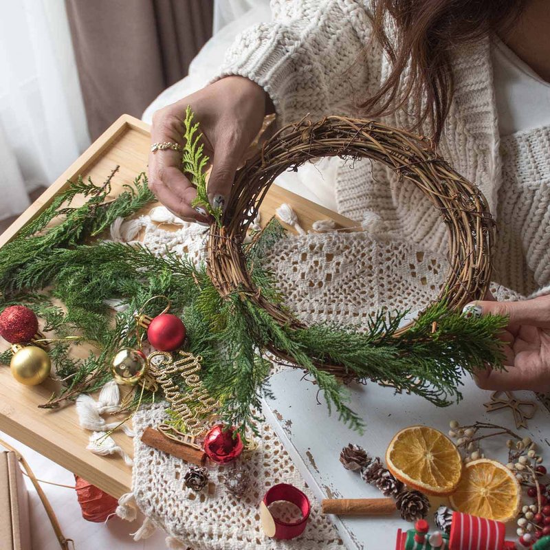 【在线课程】圣诞花圈DIY / 教学影片 + 材料包 - 植栽 - 植物．花 