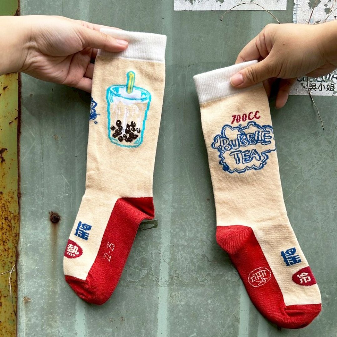 袜好台 Wow Taiwan Style Socks - 摇摇 礼物 中筒袜 - 袜子 - 棉 多色