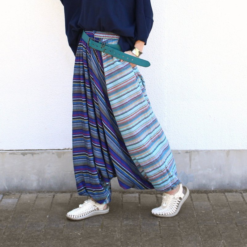 可爱的圆下摆，独特的廓形，动感十足。条纹萨罗尔裤，蓝，d-pn001 - 女装长裤 - 棉．麻 