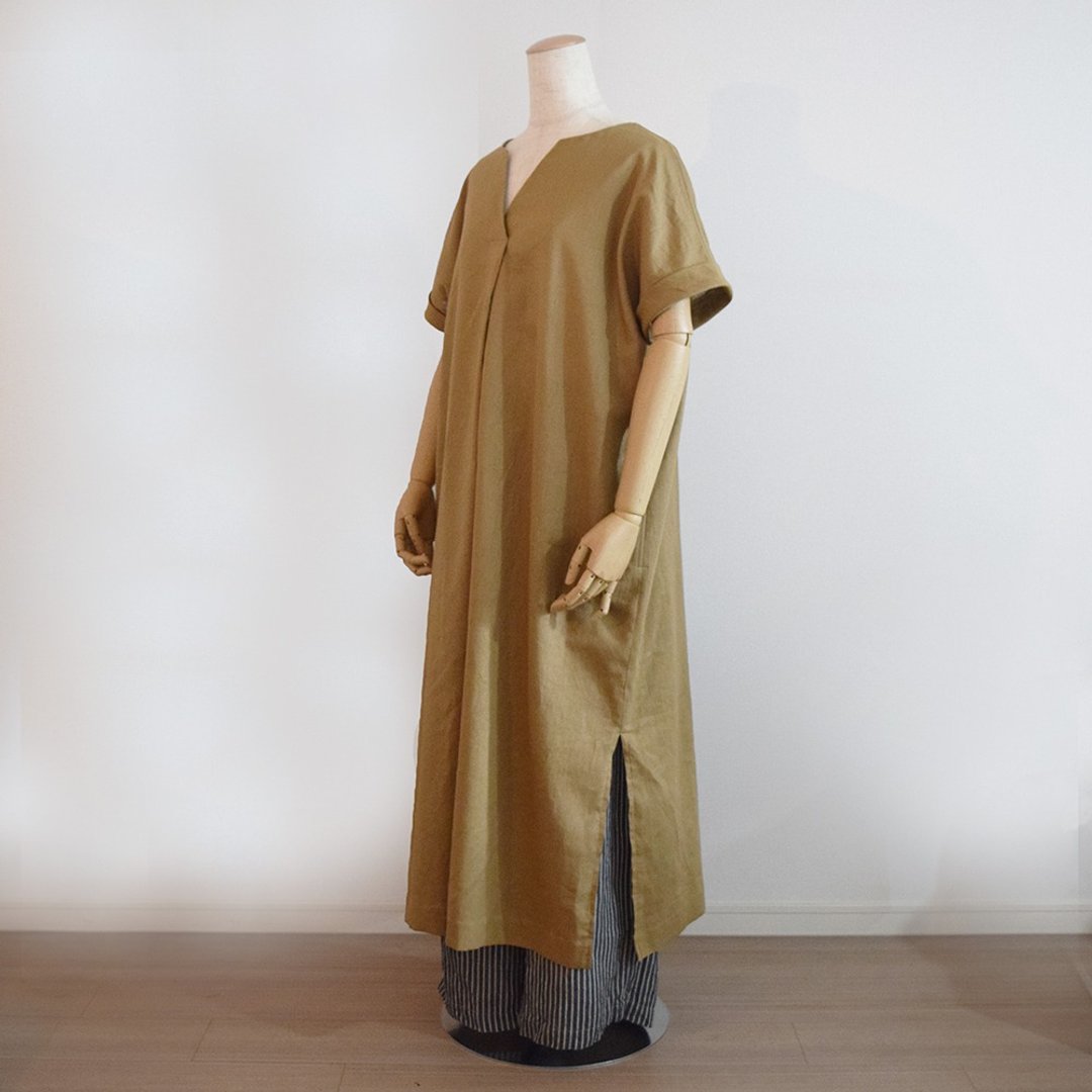 Half Linen simple keyhole neck maxi dress camel made-to-order - 洋装/连衣裙 - 棉．麻 咖啡色