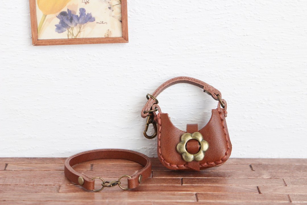 Genuine Leather Miniature Bag Flower Buckle Bag Charm with Strap Chocolate - 吊饰 - 真皮 咖啡色