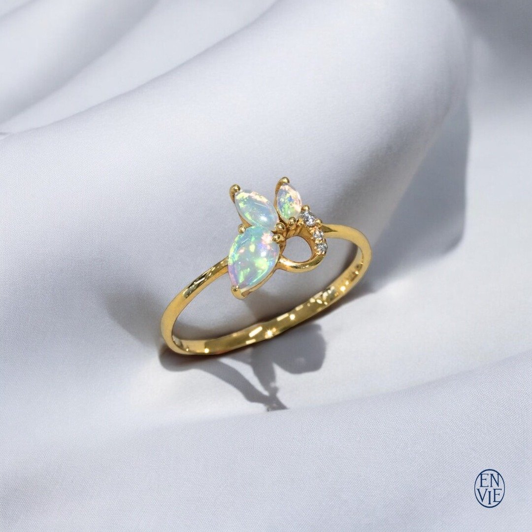 18K 澳洲蛋白石戒指 18K Australian Opal Diamond Ring - 戒指 - 贵金属 