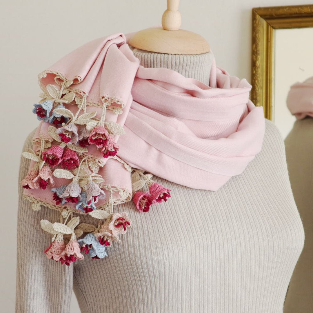 OYA crochet Pashmina shawl  - Twin flower - Powder pink - 丝巾 - 羊毛 粉红色