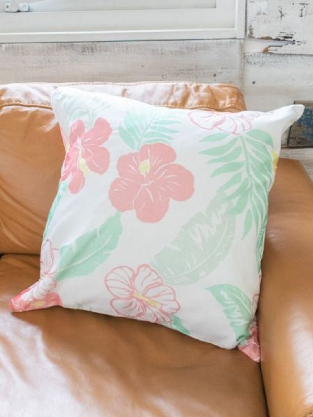 Botanical Garden Sheer Cushion Cover - 枕头/抱枕 - 其他材质 