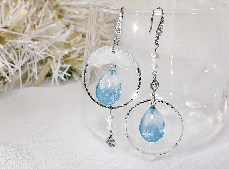 【Winter Collection】雪の华 不对称耳环 - 耳环/耳夹 - 纯银 