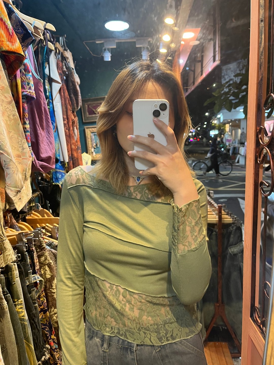 喜迎瑶 合身花网上衣 长袖上衣 斜口设计 复古 女装 波西米亚风 - 女装 T 恤 - 聚酯纤维 绿色