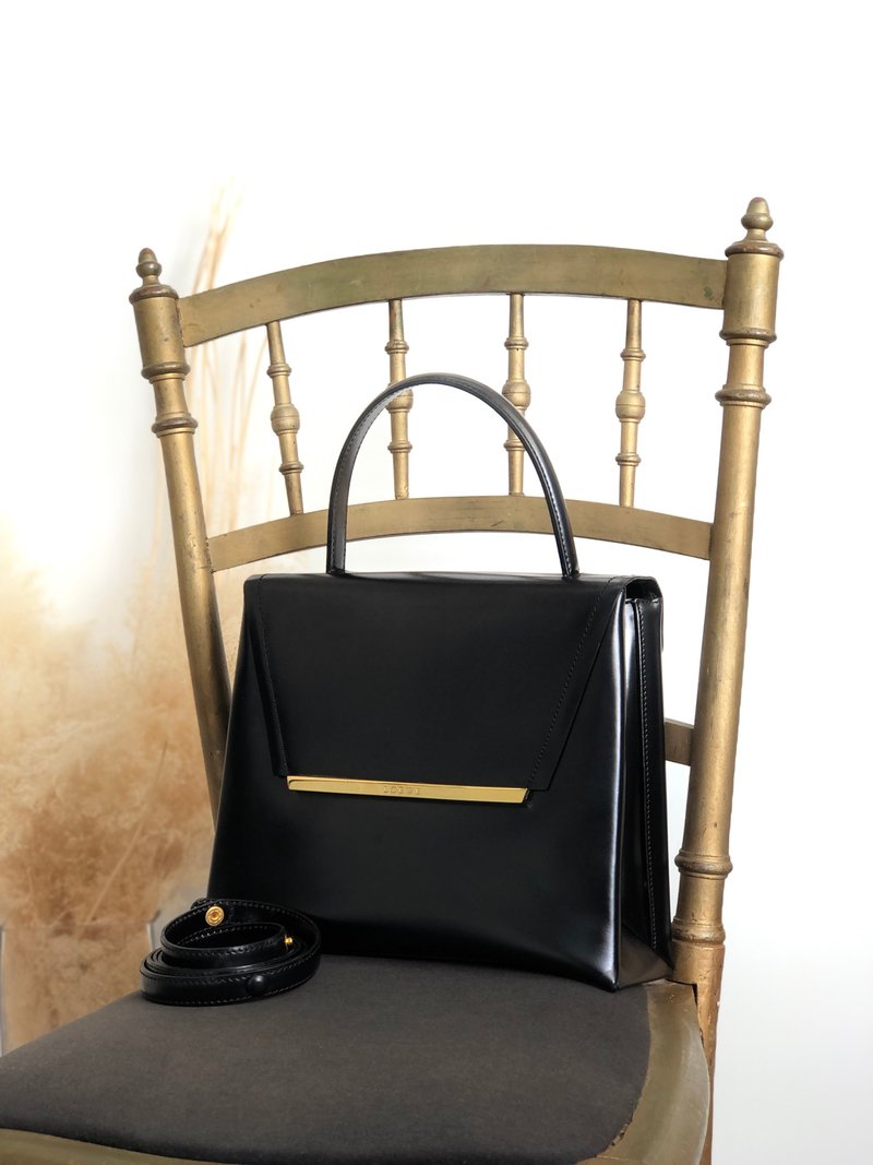 【 日本直送 名牌中古包 】LOEWE 罗威 侧背包 黑色 Logo 皮革 2WAY vintage 古董 588t4s - 侧背包/斜挎包 - 真皮 黑色