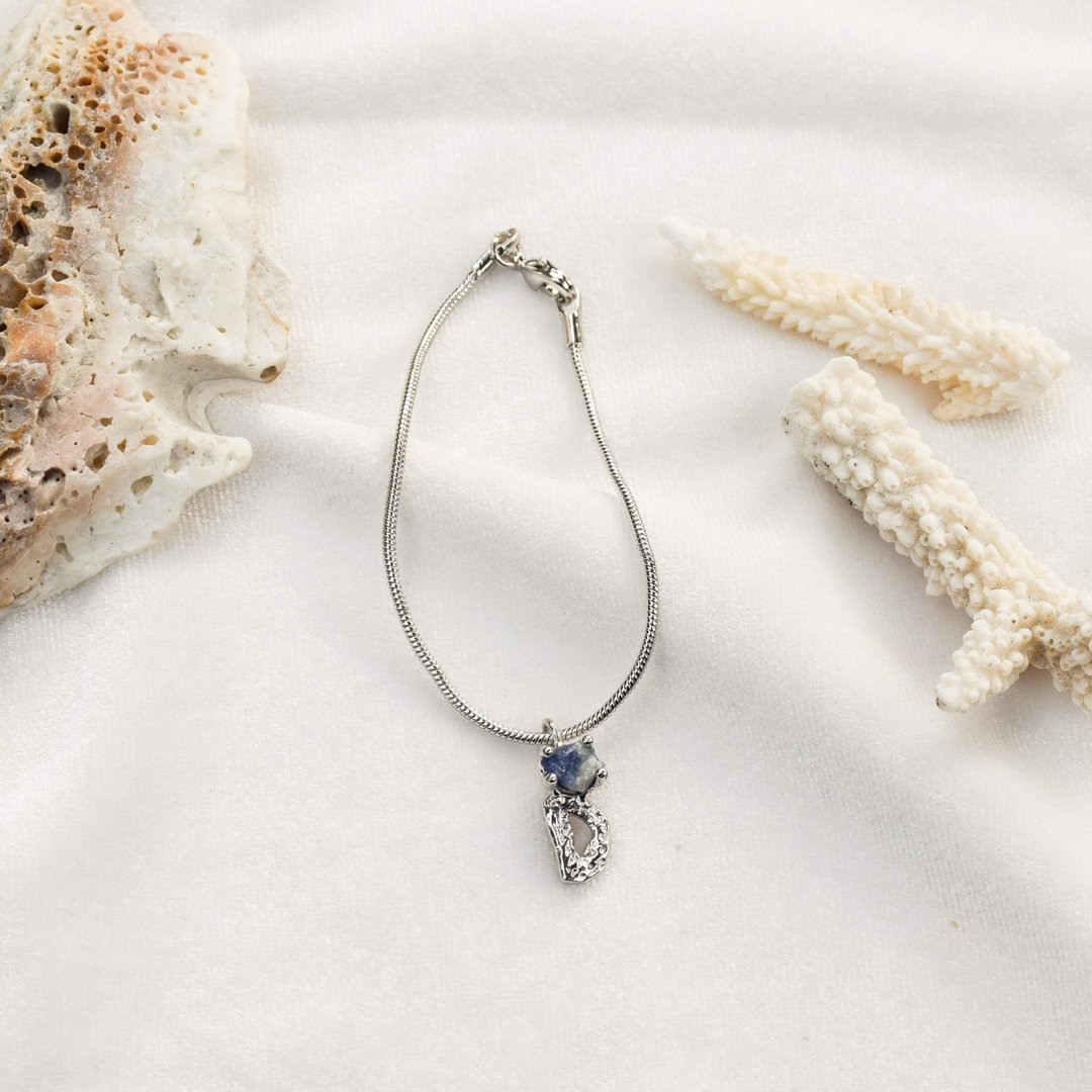Alphabet bracelet D letter - 手链/手环 - 铜/黄铜 