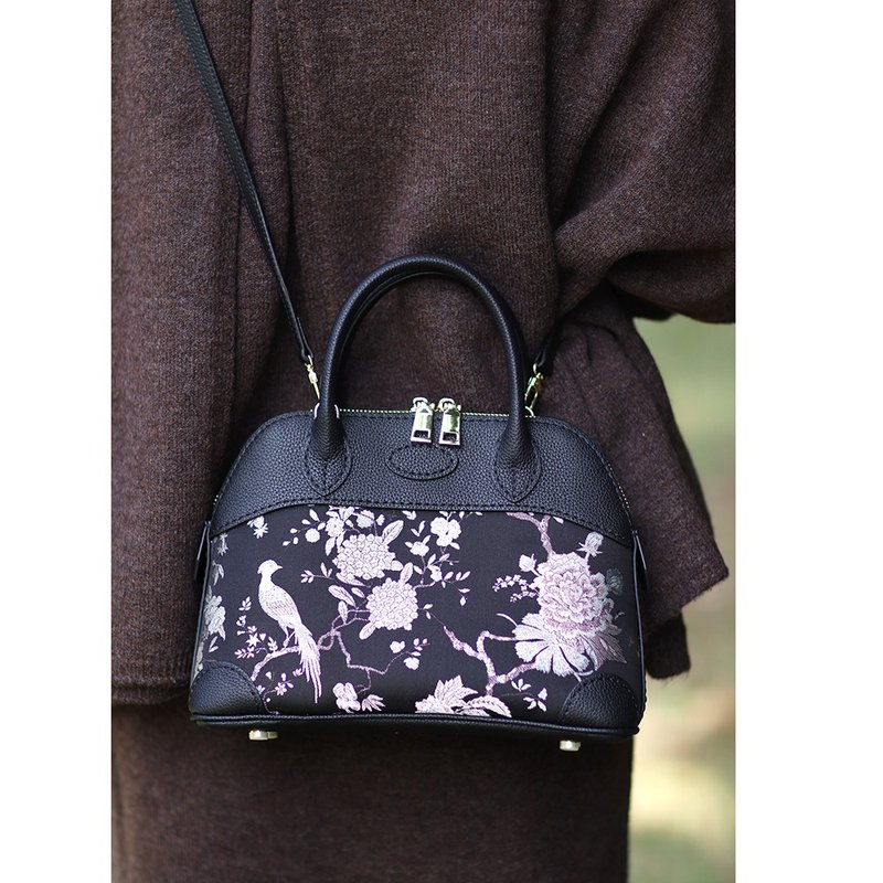 handmade全手缝真皮斜挎包手提包手作贝壳包新中式宋锦芙蓉锦鸡 - 侧背包/斜挎包 - 真皮 黑色