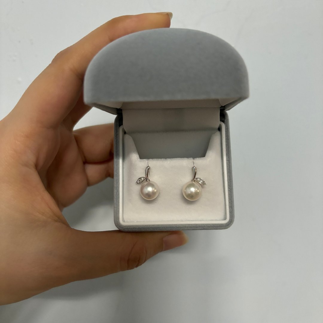 日本 Akoya 海水珍珠耳环 8mm pt900 铂金 钻石 近无瑕 付鉴定书 - 耳环/耳夹 - 珍珠 白色