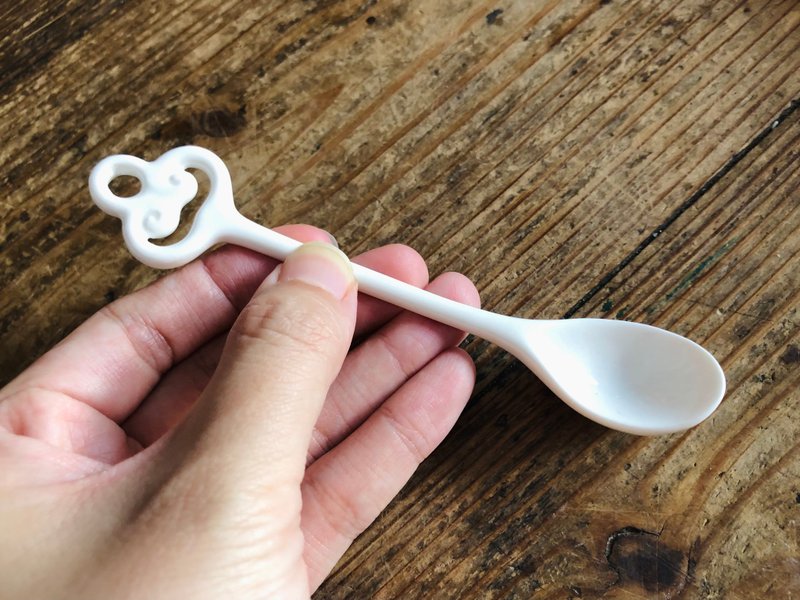 陶瓷如意纹 搅拌勺 咖啡匙 家用陶瓷汤匙 - 餐刀/叉/匙组合 - 瓷 白色