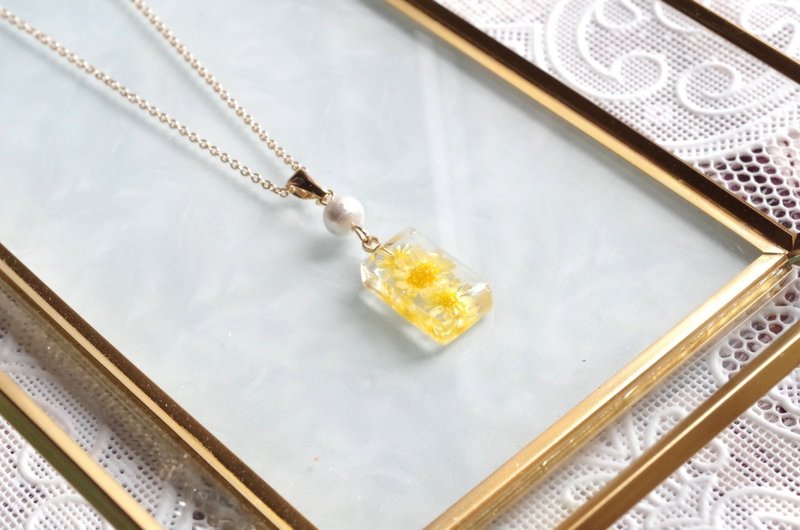 树脂艺术 干花与棉珠吊坠・黄色 - 项链 - 其他材质 黄色