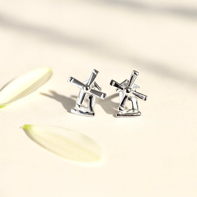 925纯银风车耳环 简约精致 轻巧易戴 适合日常配戴 - 耳环/耳夹 - 纯银 银色