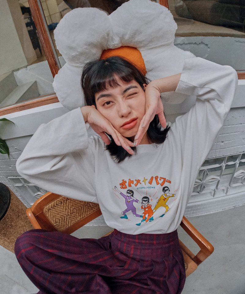 乙女特攻队 宽松Tee - 女装 T 恤 - 棉．麻 白色