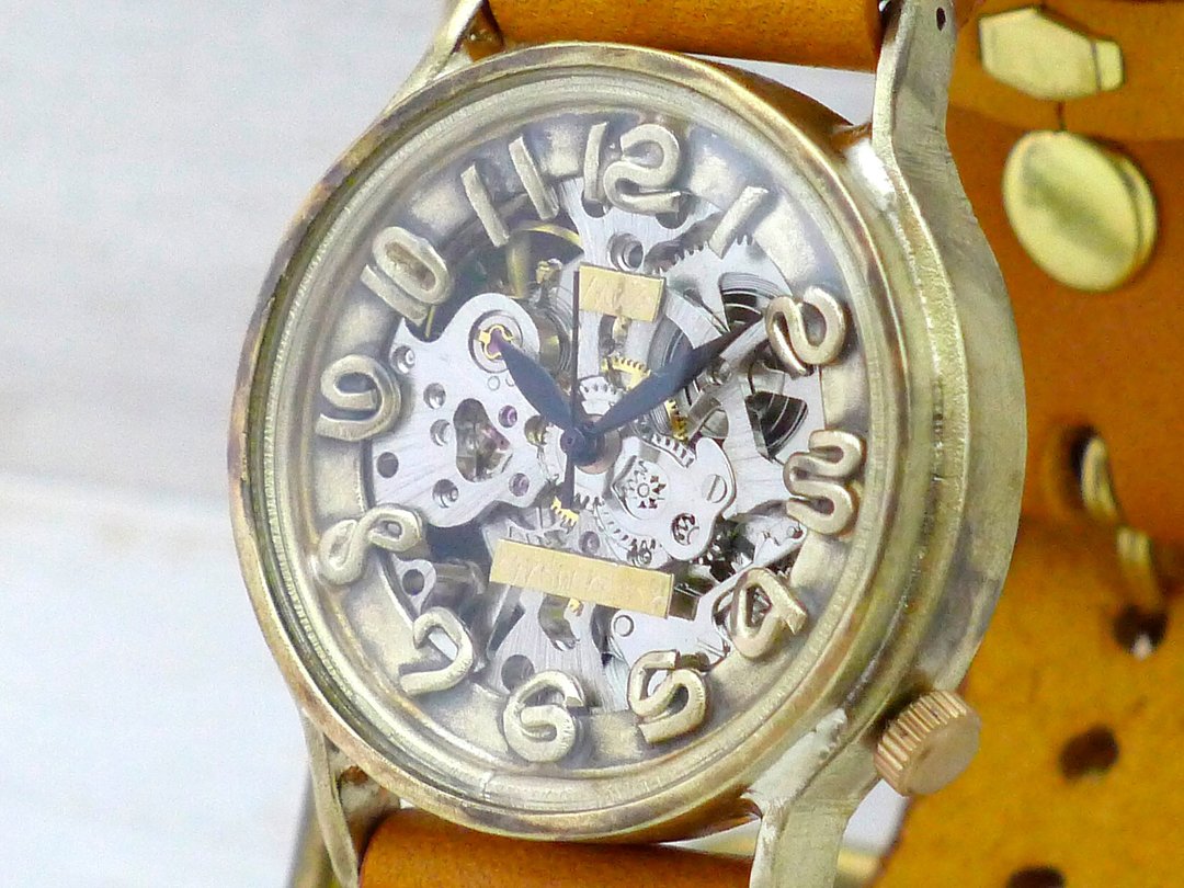 HandCraftWatch HandCraftWatch Manual winding BrassJUMBO36mm 3D digit index (BHW078 SV / CA) - 女表 - 铜/黄铜 金色