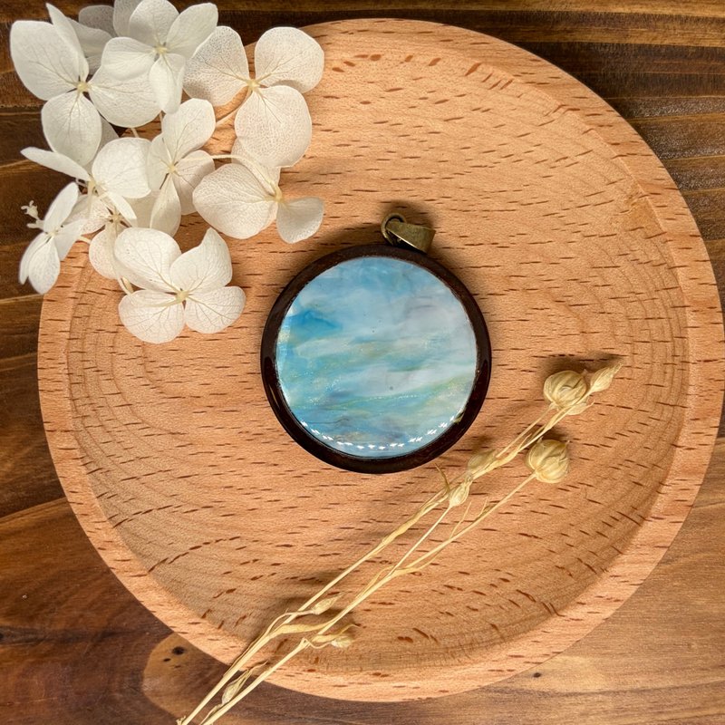 樽盖再生项链吊坠-蓝白金晕染 NP014 - 项链 - 环保材料 