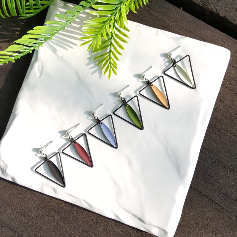 心情调色计 耳针/耳夹 手工耳环 韩国直送 - 耳环/耳夹 - 其他金属 多色