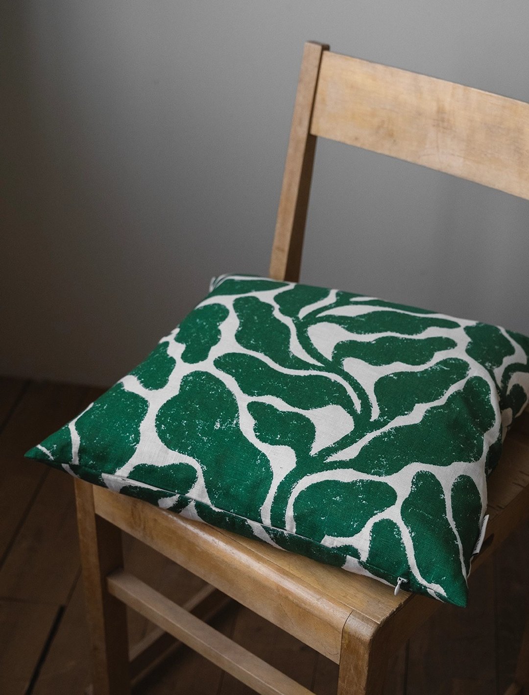 北欧设计师款 – 抱枕套 LEAVES CUSHION COVER, GREEN 叶片 - 枕头/抱枕 - 棉 绿色