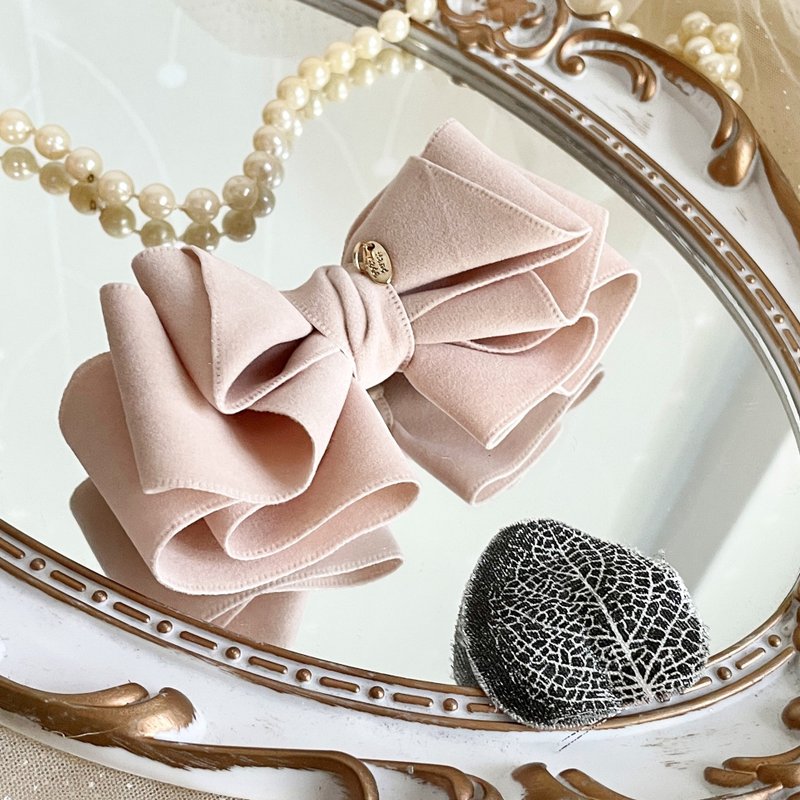 韩国绒蝴蝶结发夹 大肠圈 发圈 发叉发梳 香蕉夹鲨鱼夹边夹马尾夹 - 发饰 - 其他材质 白色